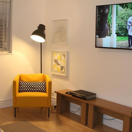 Holiday Home Fulham Londra Exterior foto